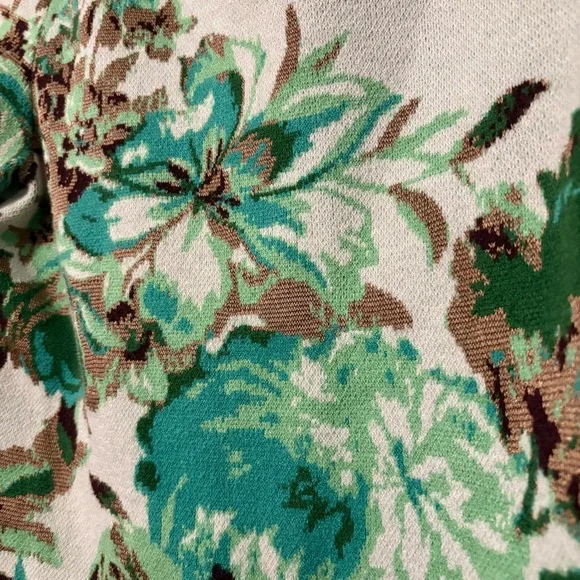 EUC Maeve by Anthropologie short sleeve floral sweater - Picture 4 of 7